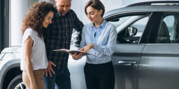 ¿Comprar o arrendar un auto?