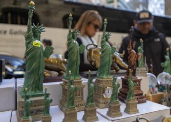 Nueva York se prepara para despedir el año por todo lo alto, pese a previsiones de lluvia