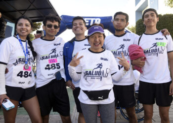 Carrera de la Salud BUAP 2024, un éxito