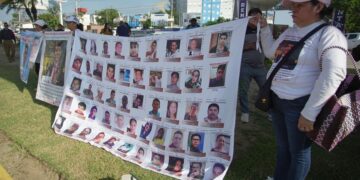 Familias de desaparecidos protestan ante Consejo de Seguridad de Sheinbaum en México