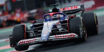 Liam Lawson reemplaza a Checo Pérez en Red Bull