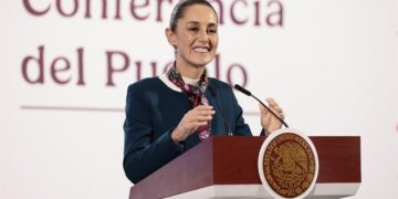 Sheinbaum celebra promesa de Trump a «dreamers» y anuncia sección para «paisanos»