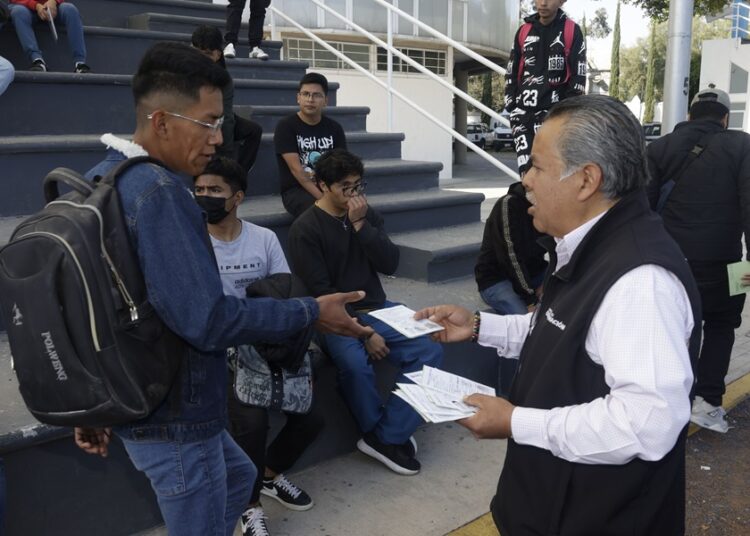 Segom exhorta a jóvenes continuar proceso para liberación de cartilla militar