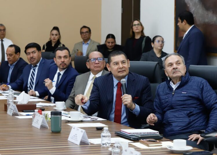 Puebla reactivará construcción de vivienda en coordinación con gobierno federal