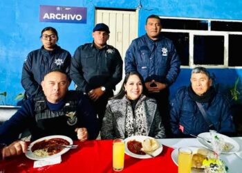 La presidenta Tonantzin Fernández encabezó cena navideña con policías municipales