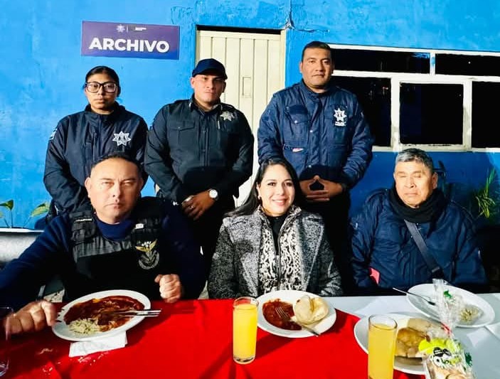 La presidenta Tonantzin Fernández encabezó cena navideña con policías municipales