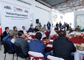 Gobernador Armenta supervisa rutas del Popocatépetl