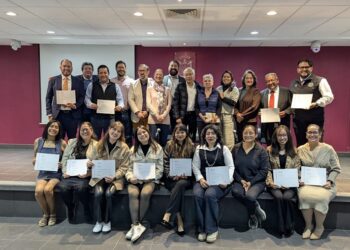 NASA reconoce a primera generación de Periodismo Científico de la Upaep