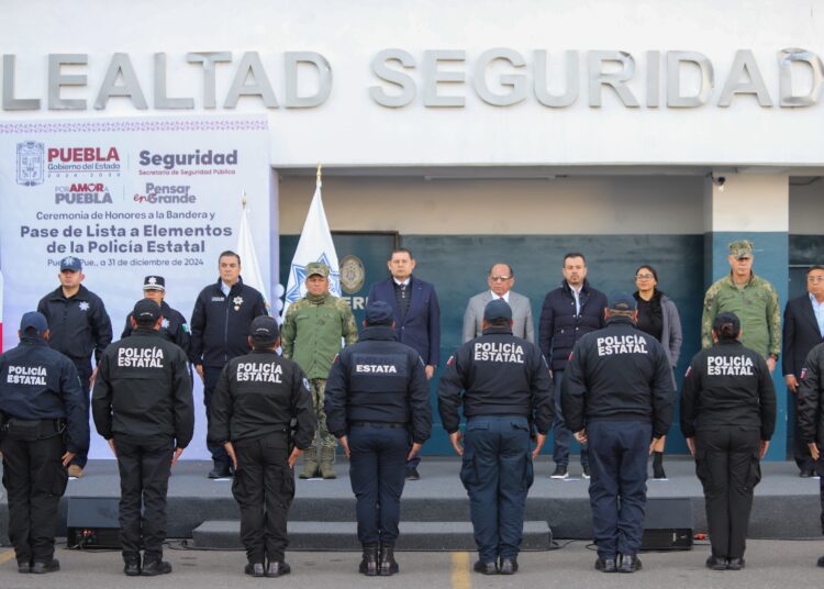 Gobernador presidió pase de lista a elementos de la Policía Estatal Preventiva