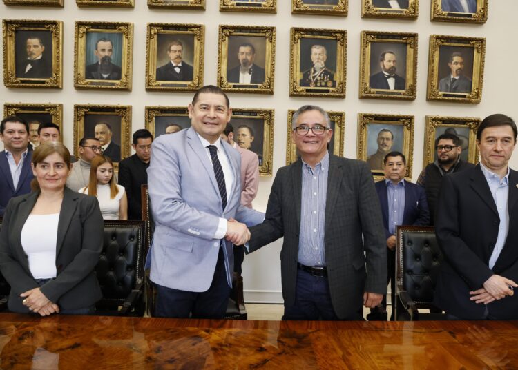 Puebla apuesta por la tecnología: acuerdan ruta para la Casa del Diseño de Semiconductores