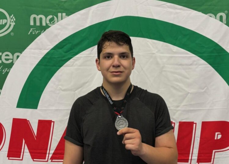 Alumno Anáhuac conquista medalla de plata en Nacional de Taekwondo Conadeip 2024