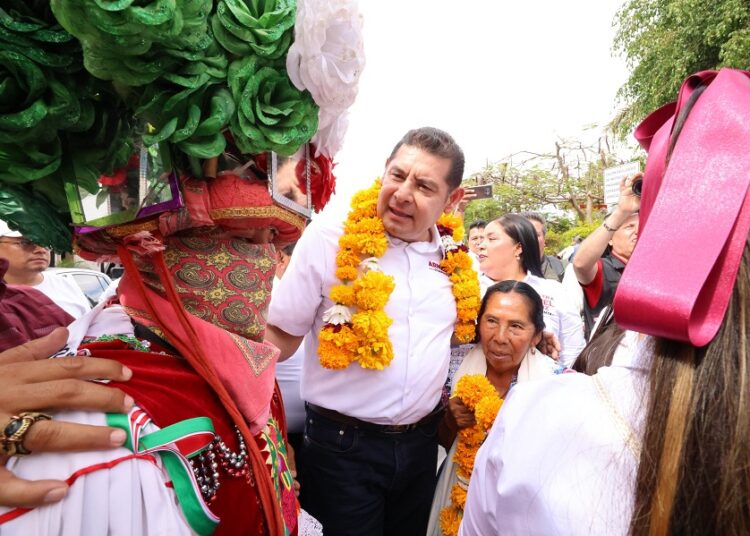 Armenta refrenda compromiso con pueblos originarios