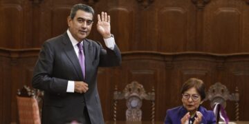 Céspedes apoya a BUAP con construcción de 2 preparatorias