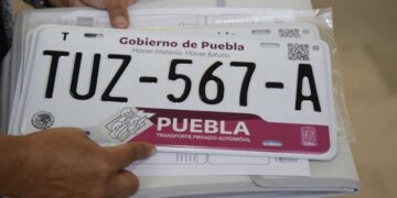 Cómo tramitar las placas de un vehículo en Puebla