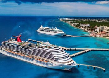México podría cobrar a cruceros 42 dólares por pasajero que arribe a sus puertos