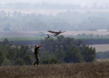 Drones israelíes dejan de sobrevolar Gaza y Hamás podría estar haciendo recuento de rehenes