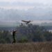 Drones israelíes dejan de sobrevolar Gaza y Hamás podría estar haciendo recuento de rehenes