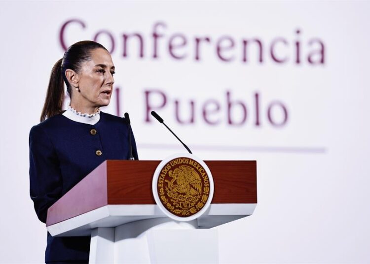 Sheinbaum afirma que su Gobierno se prepara para recibir a deportados de EEUU