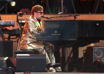 Elton John, ícono del 2024 para la revista Time