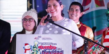 Lupita Cuautle inicia programa Continuamos con el Rumbo de la Navidad