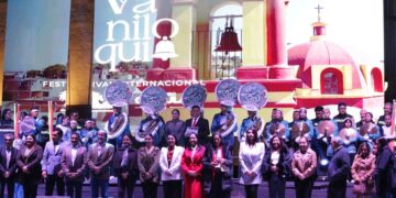 Celebran con éxito Festival Internacional Vaniloquio 2024