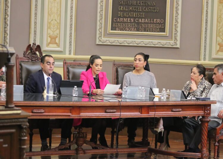 Recibe Congreso del Estado terna de aspirantes a titularidad de la FGE