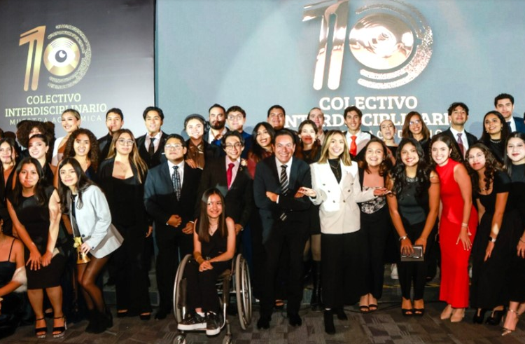Premian el talento de estudiantes Anáhuac en el décimo Colectivo Interdisciplinario
