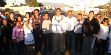 Inaugura el gobernador Sergio Salomón Céspedes ampliación de la carretera de San Sebastián de Aparicio a San Miguel Canoa