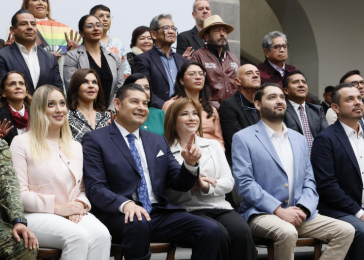 Recuperaremos inversión de Accendo Banco, atraeremos vuelos a Puebla y no buscaré un nuevo cargo al final del sexenio: Armenta