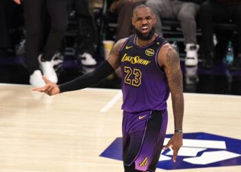 LeBron James alcanza los 15 mil tiros de campo conectados en la NBA
