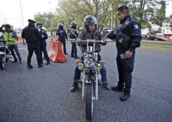 Proponen reforma para regular venta y circulación de motos