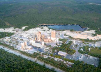 Verifican a planta de Cemex como la primera en no usar agua dulce