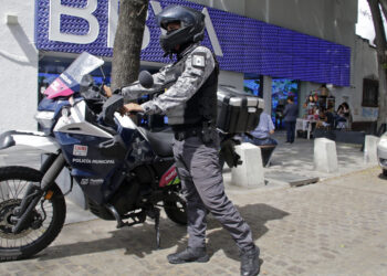 En temporada navideña, SSC mantiene servicio de acompañamiento bancario