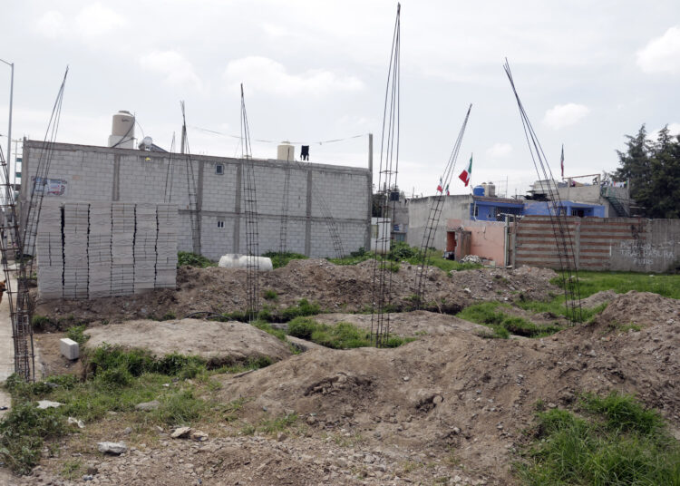 Garantizada, reconstrucción de viviendas por explosión en Xochimehuacan
