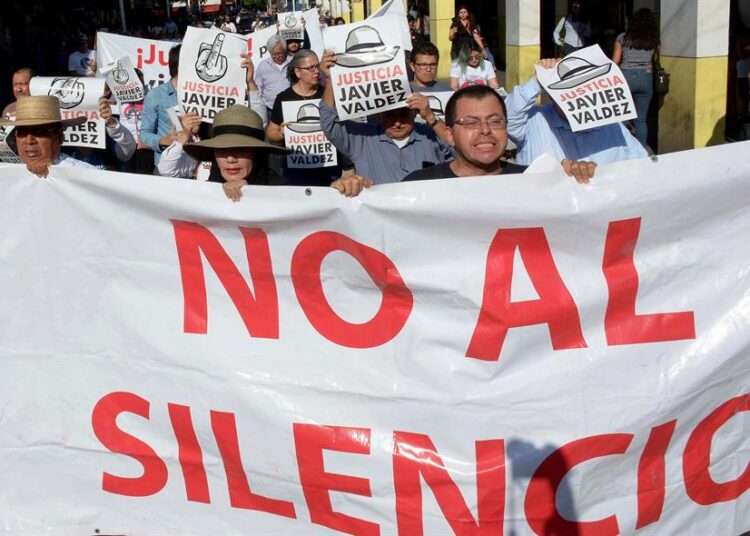 Asesinan a un periodista en México
