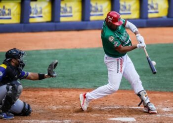 Colombiano Rodríguez encamina triunfo que adelanta a Charros en final del béisbol mexicano