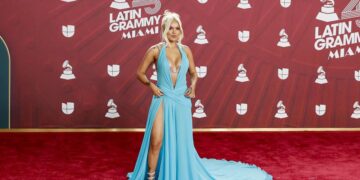 Karol G anuncia gala benéfica en Miami para apoyar a mujeres