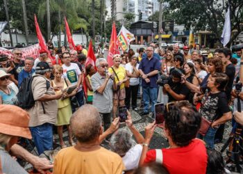 Manifestantes en Río de Janeiro reclaman la creación de un Memorial de la dictadura