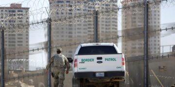 Trump ordena despliegue militar en la frontera