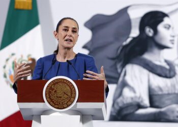 México enviará militares y un equipo de combatientes de incendios a Los Ángeles