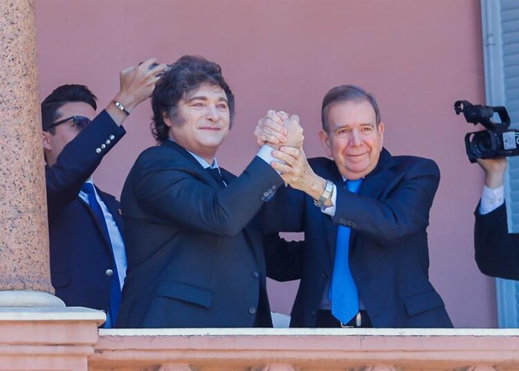 Maduro y González reciben apoyos internacionales