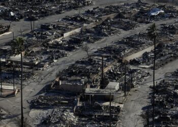 Más de 11.000 residentes regresan a sus hogares tras los incendios de Los Ángeles