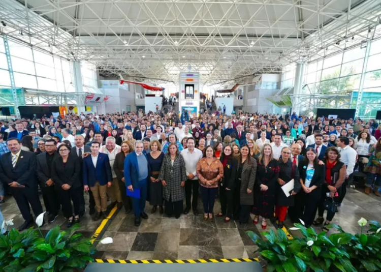Promueven SEP y gobierno de Veracruz diálogo y participación ciudadana para la construcción del PND 2025-2030