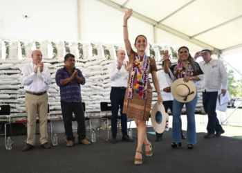Programa de Fertilizantes gratuitos ya es un derecho constitucional de las y los campesinos: Presidenta Claudia Sheinbaum