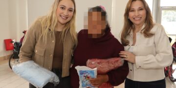 Ceci Arellano junto con algunos miembros de su familia asistió a Casa de Ángeles