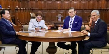 Gobernador refrenda respeta a la autonomía a la BUAP
