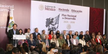 Puebla se convertirá en el Silicon Valley del centro del país: Alejandro Armenta