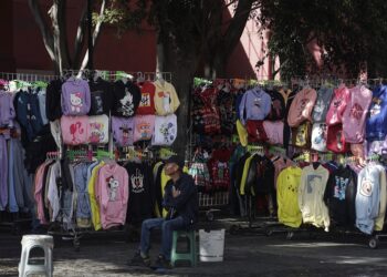 Ambulantes deberán retirarse tras temporada de Reyes Magos