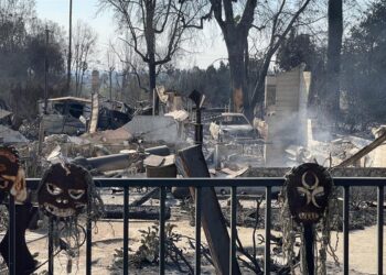 Los Ángeles refuerza su seguridad con toque de queda, soldados y vecinos en patrullaje