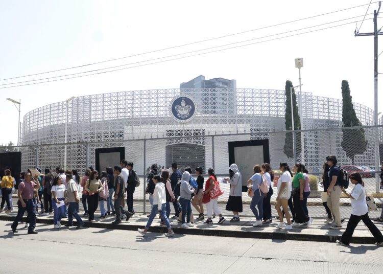 BUAP advierte sobre cursos de preparación ‘patito’